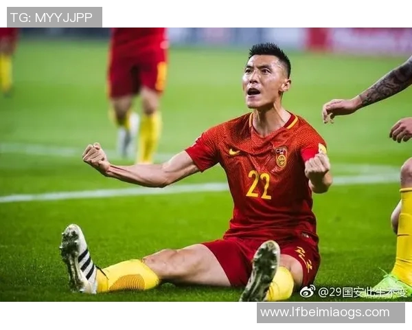 足球明星在阳光下尽显风采高清图片分享